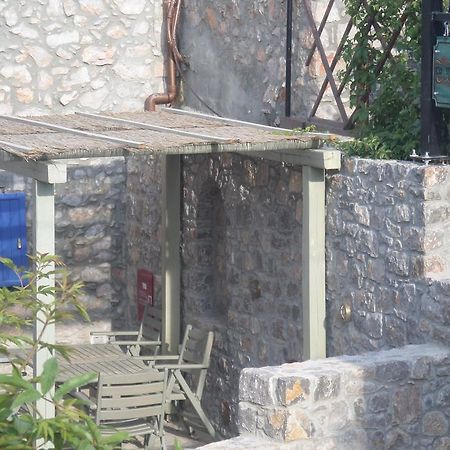 To Petradi Avgonima Exterior foto