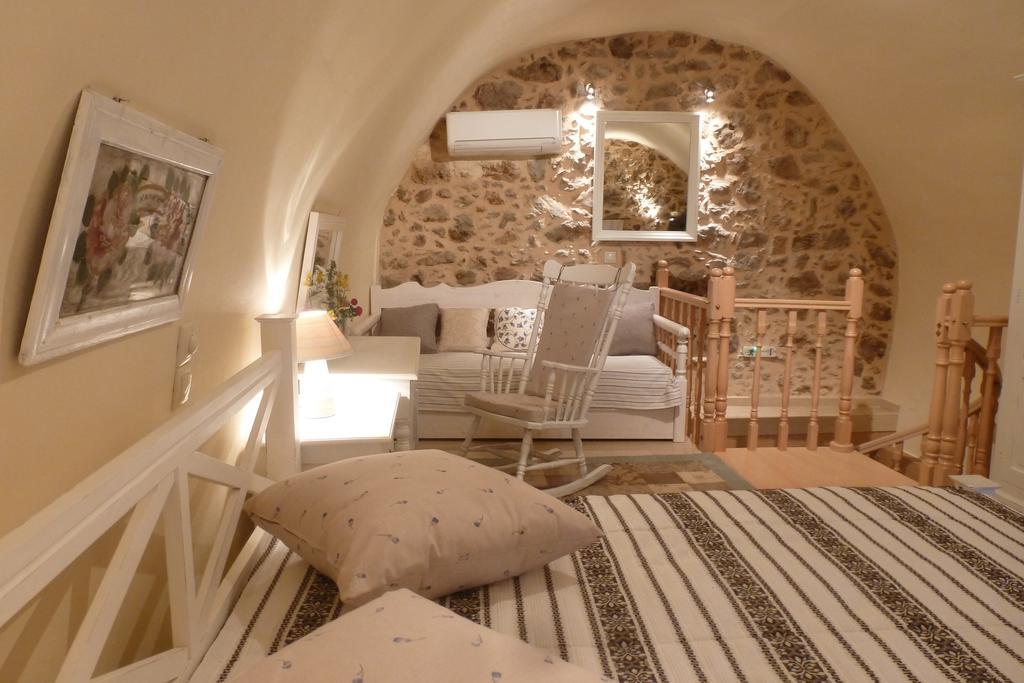 To Petradi Avgonima Quarto foto